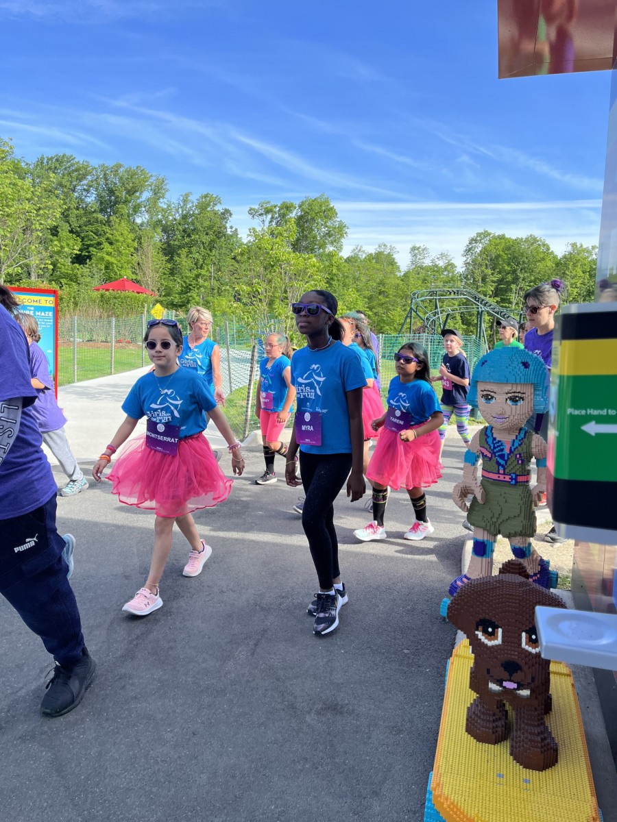 5K at Legoland Completed by Vails Gate Girls on the Run Team Vails